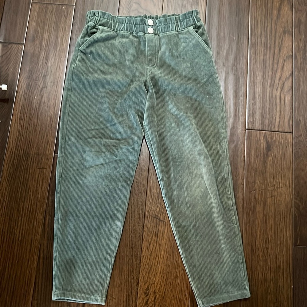 Abercrombie girls 11/12 stretch corduroy pull on jeans